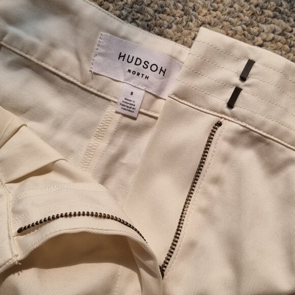 White pants - Picture 4 of 6